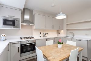 Kitchen- click for photo gallery